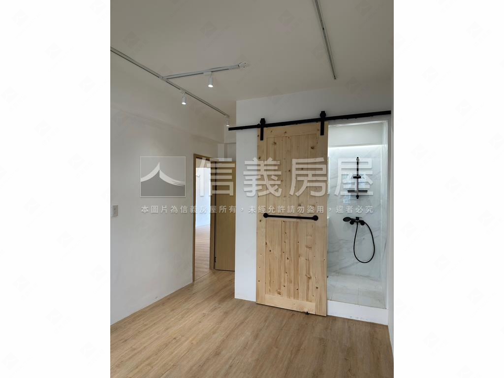 全新翻修捷運三樓美寓房屋室內格局與周邊環境