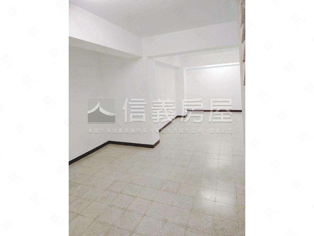 【專任】信義低總價店面房屋室內格局與周邊環境