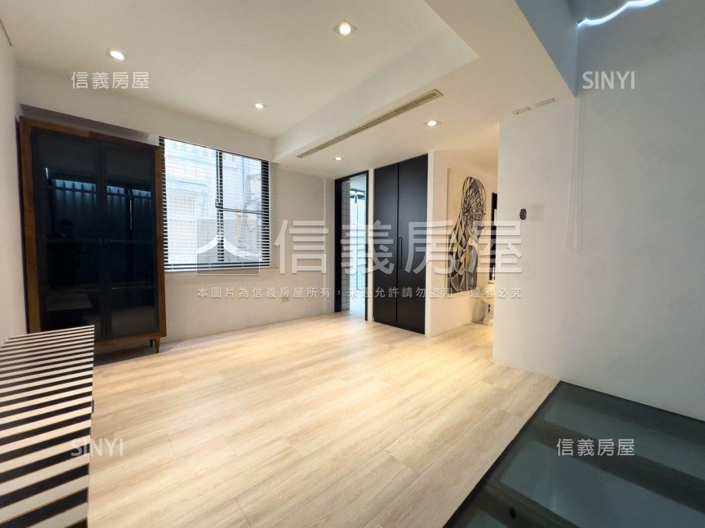 現代奢華別墅稀有釋出房屋室內格局與周邊環境