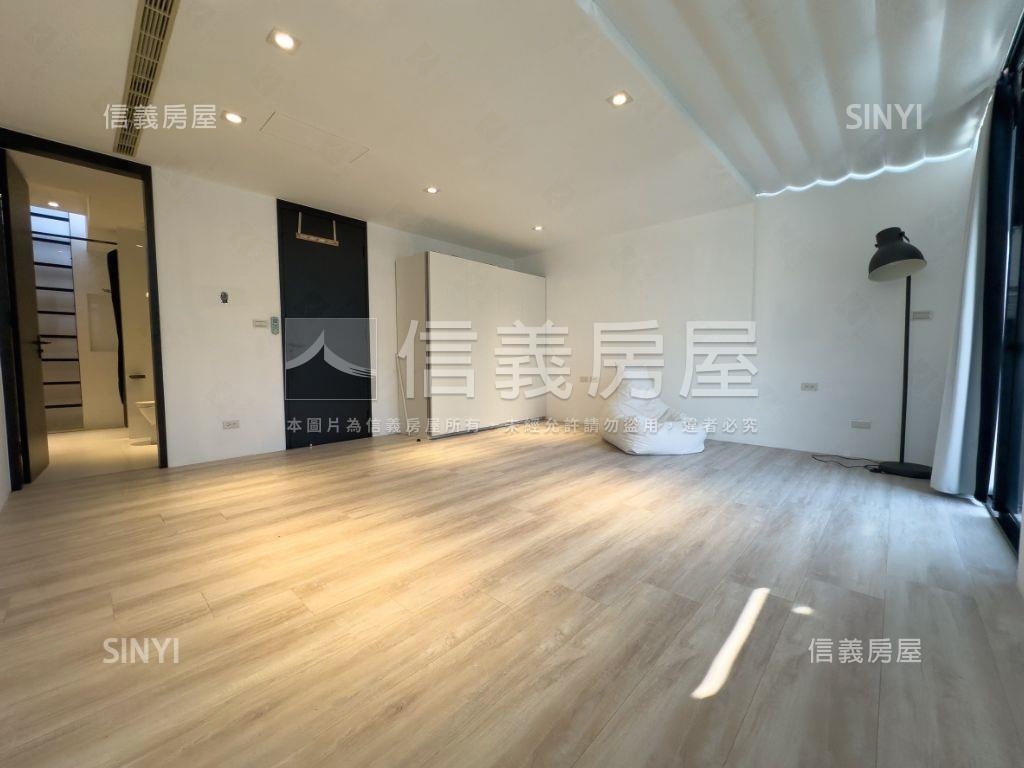現代奢華別墅稀有釋出房屋室內格局與周邊環境