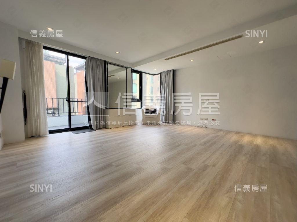 現代奢華別墅稀有釋出房屋室內格局與周邊環境