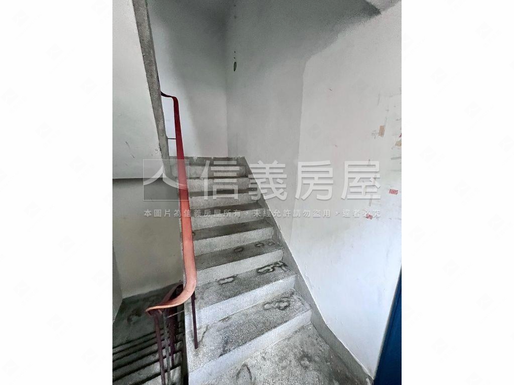 錦和圓通路３房成家低總價房屋室內格局與周邊環境