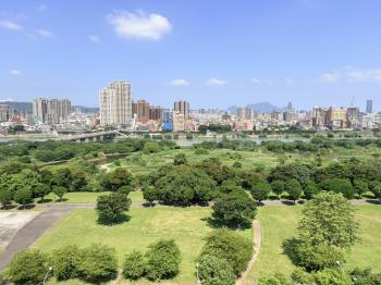 立信景觀～邊間三房車位