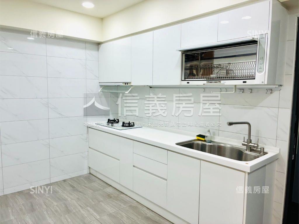 萬隆捷運邊間美妝四房房屋室內格局與周邊環境