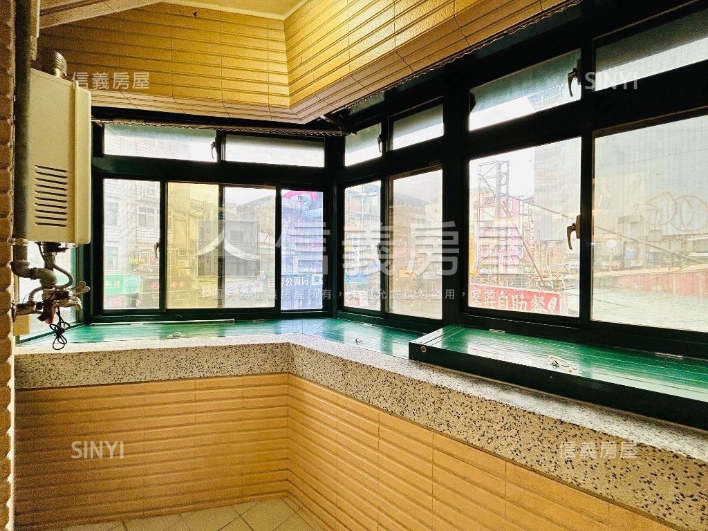 近中正堂採光新婚美屋房屋室內格局與周邊環境