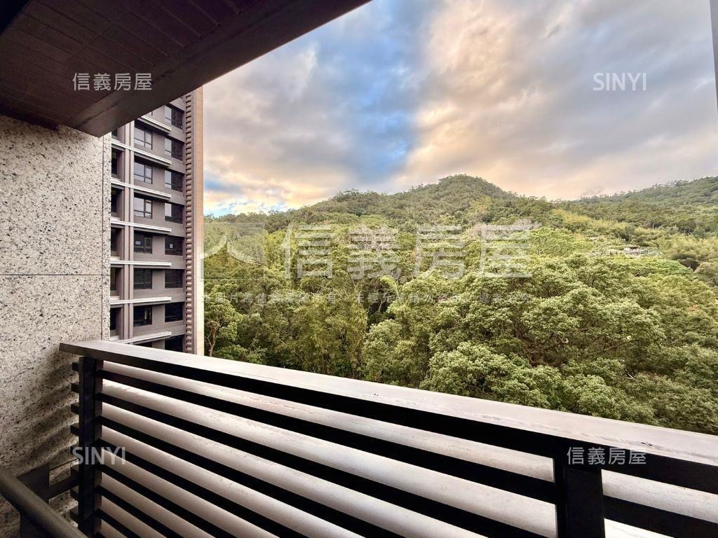 近美麗華雙併名宅三房大戶房屋室內格局與周邊環境