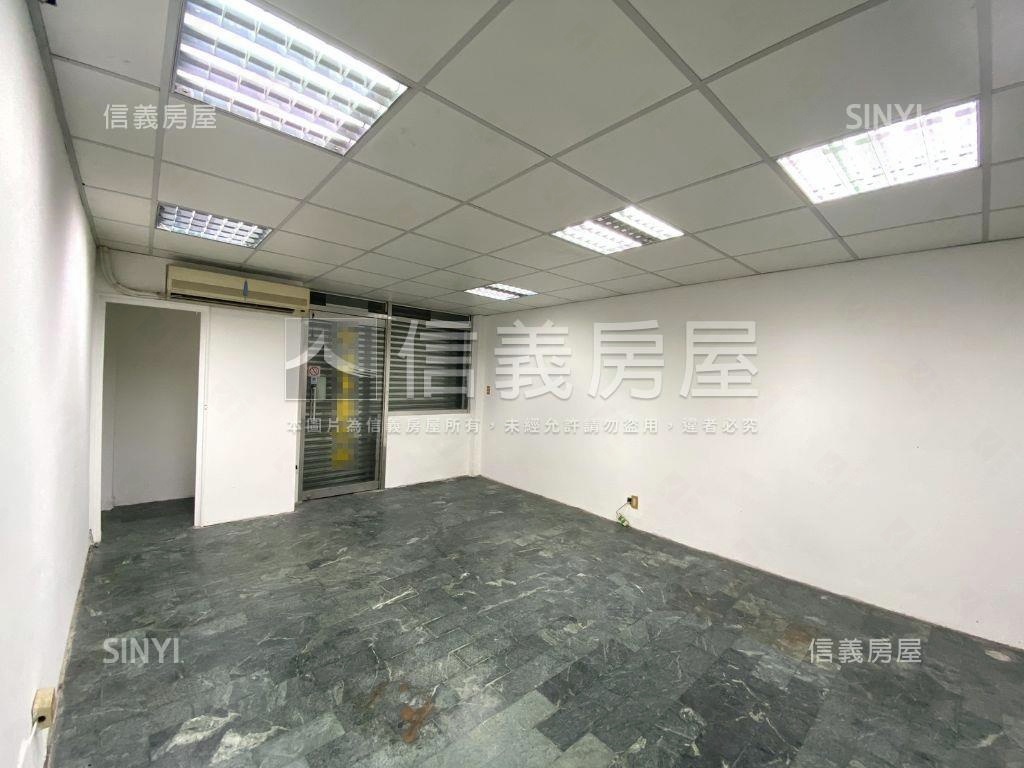 通化商圈．人潮店面工作室房屋室內格局與周邊環境