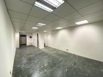 通化商圈．人潮店面工作室