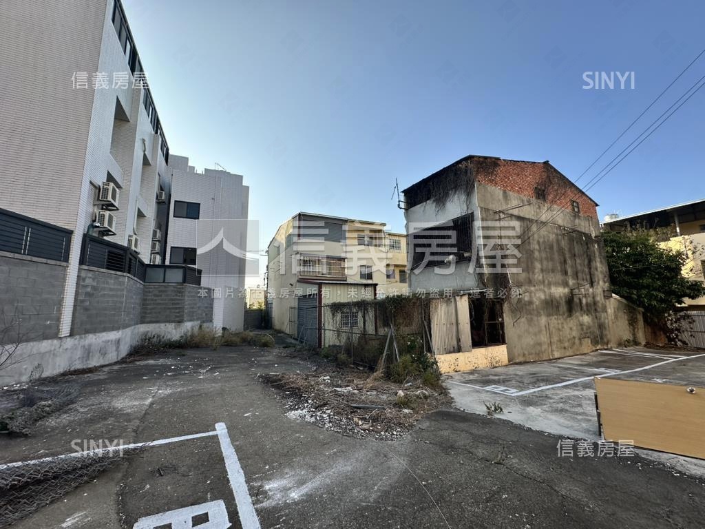 台中近交流道住二土地房屋室內格局與周邊環境