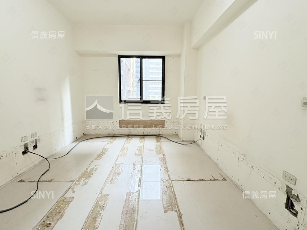 花都方正明亮三房房屋室內格局與周邊環境