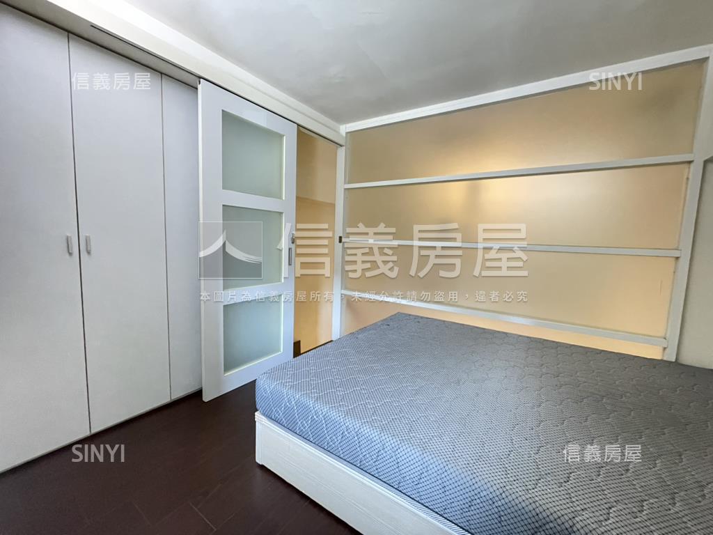 采舍新世界附車位房屋室內格局與周邊環境