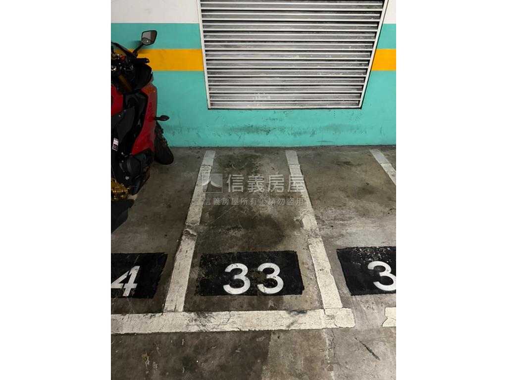 採光明媚２＋１房！有車位房屋室內格局與周邊環境