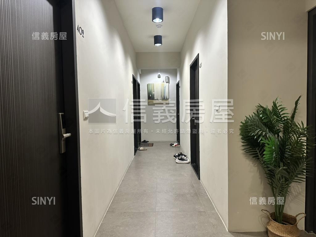 巨蛋角窗整棟電梯收租房屋室內格局與周邊環境
