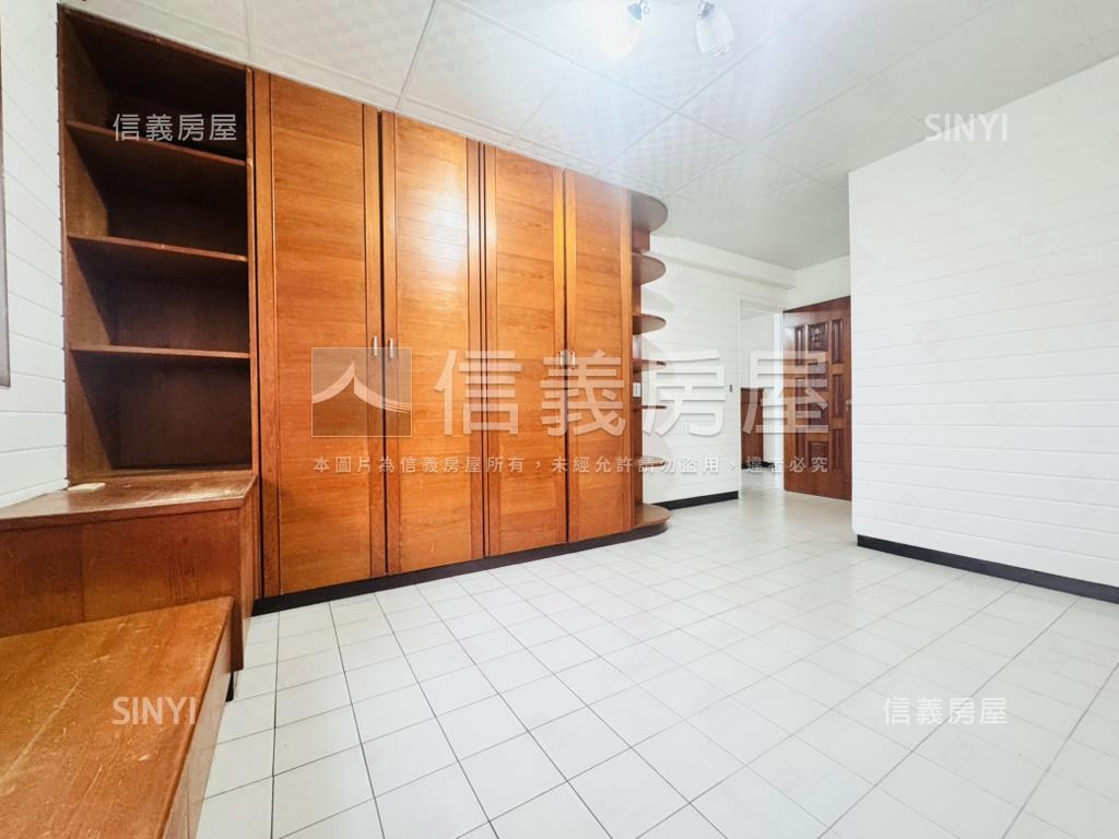 國華街近新天地採光美寓房屋室內格局與周邊環境