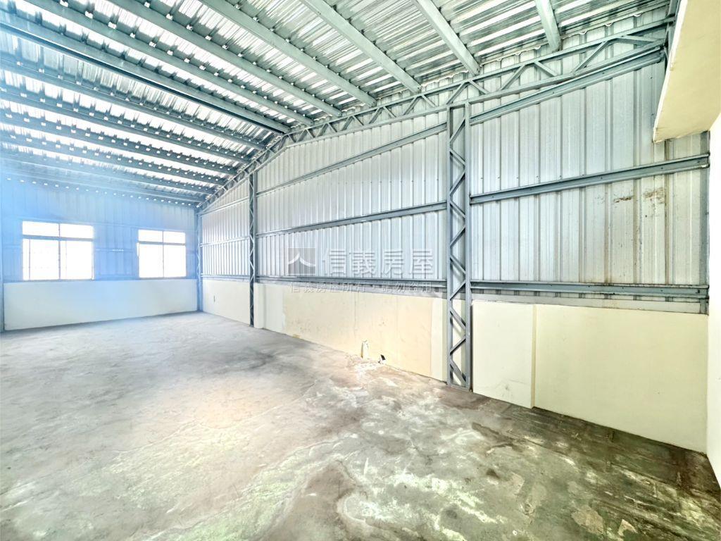 騎樓式４Ｆ店住房屋室內格局與周邊環境