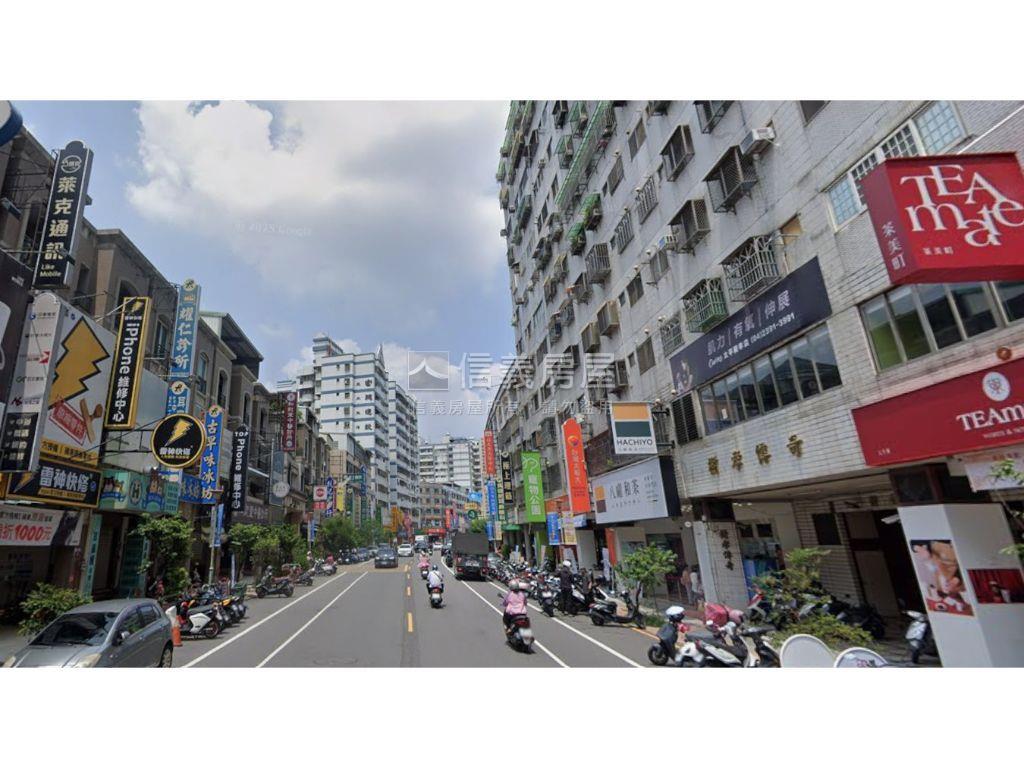 騎樓式４Ｆ店住房屋室內格局與周邊環境