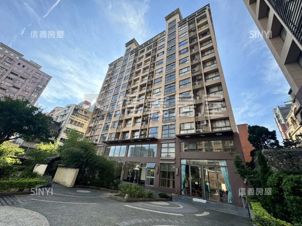 【稀有】邊間採光三房車位房屋室內格局與周邊環境