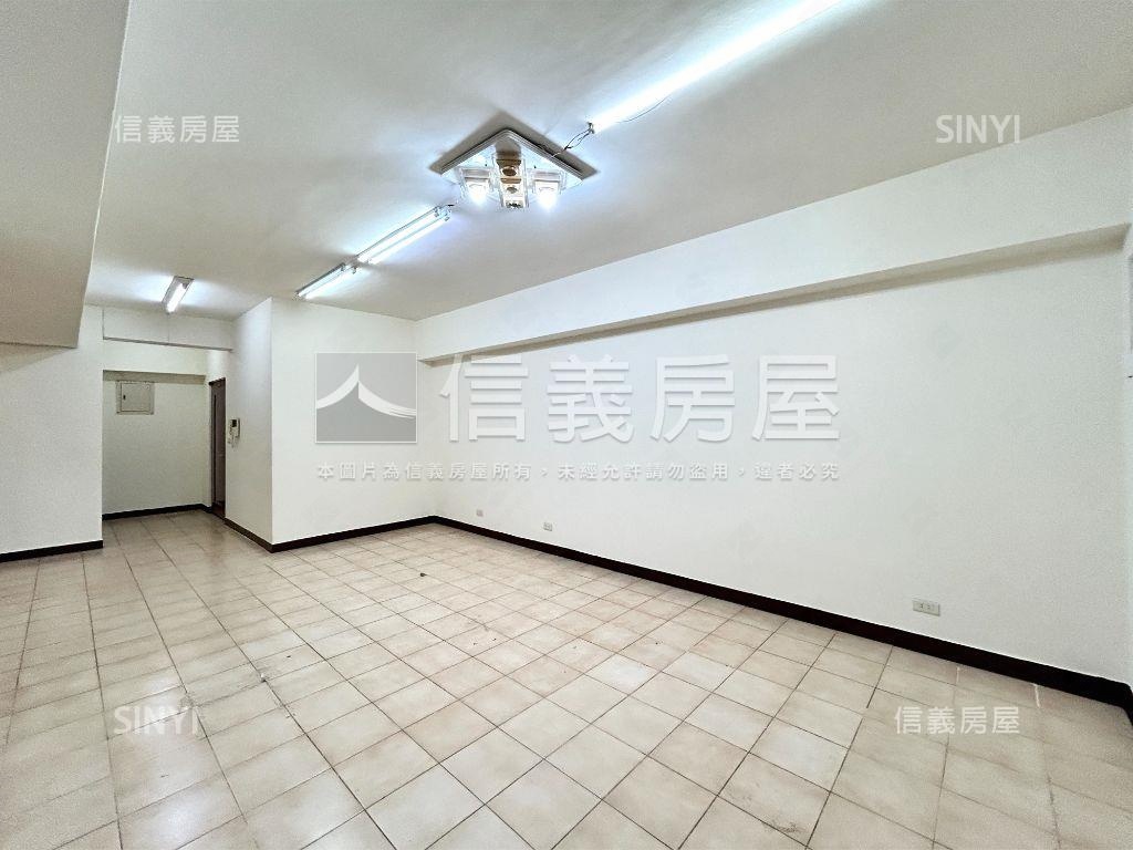 南寧方正電梯三房房屋室內格局與周邊環境