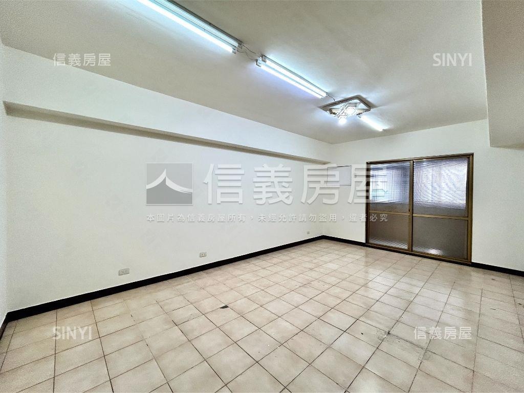南寧方正電梯三房房屋室內格局與周邊環境