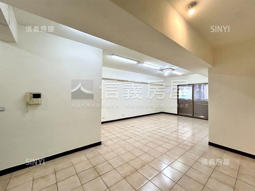 南寧方正電梯三房房屋室內格局與周邊環境