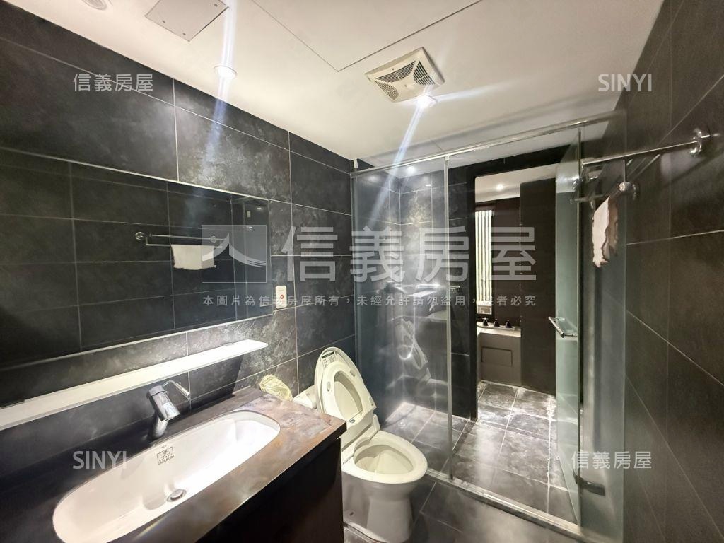 夢幻景觀溫泉大套房房屋室內格局與周邊環境