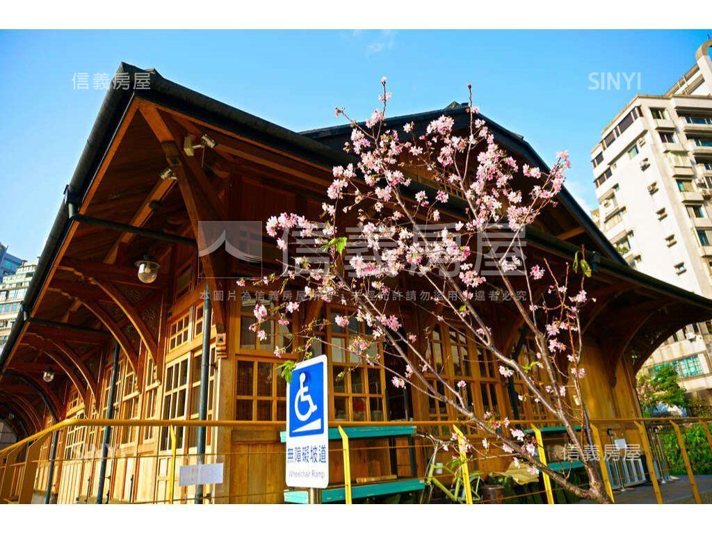 夢幻景觀溫泉大套房＋車位房屋室內格局與周邊環境
