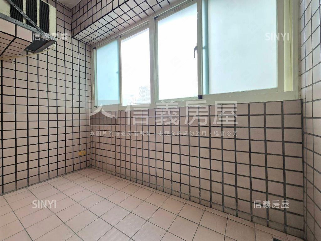 近小檜溪有電梯溫馨大三房房屋室內格局與周邊環境