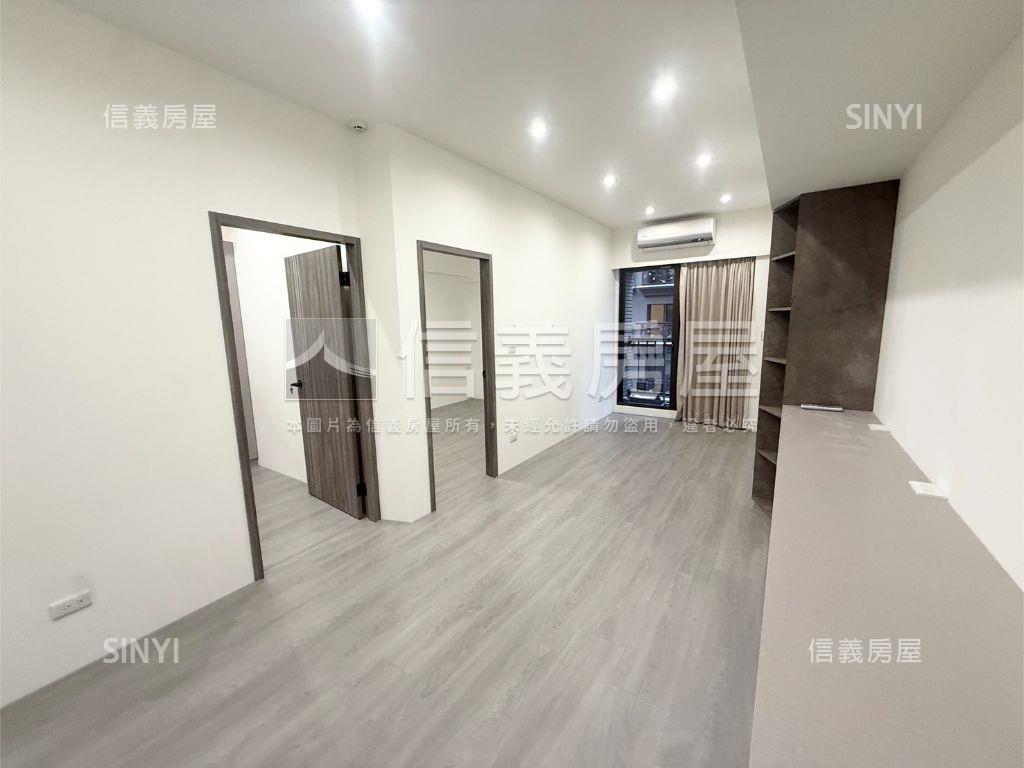 專任‧畫世紀裝潢美二房房屋室內格局與周邊環境