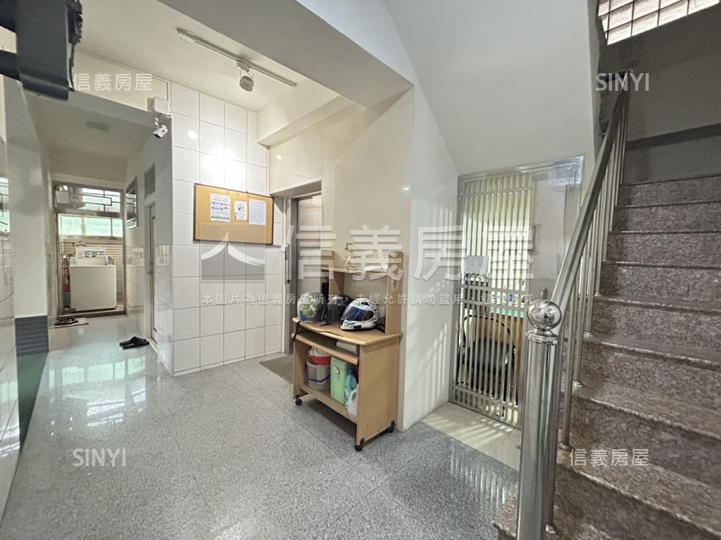 新案！南台整棟宿舍透天房屋室內格局與周邊環境