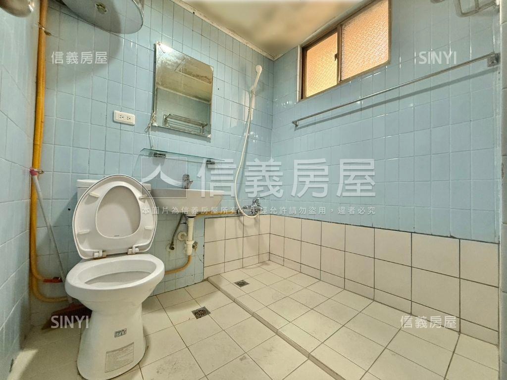 面公園雙衛浴開窗美寓房屋室內格局與周邊環境