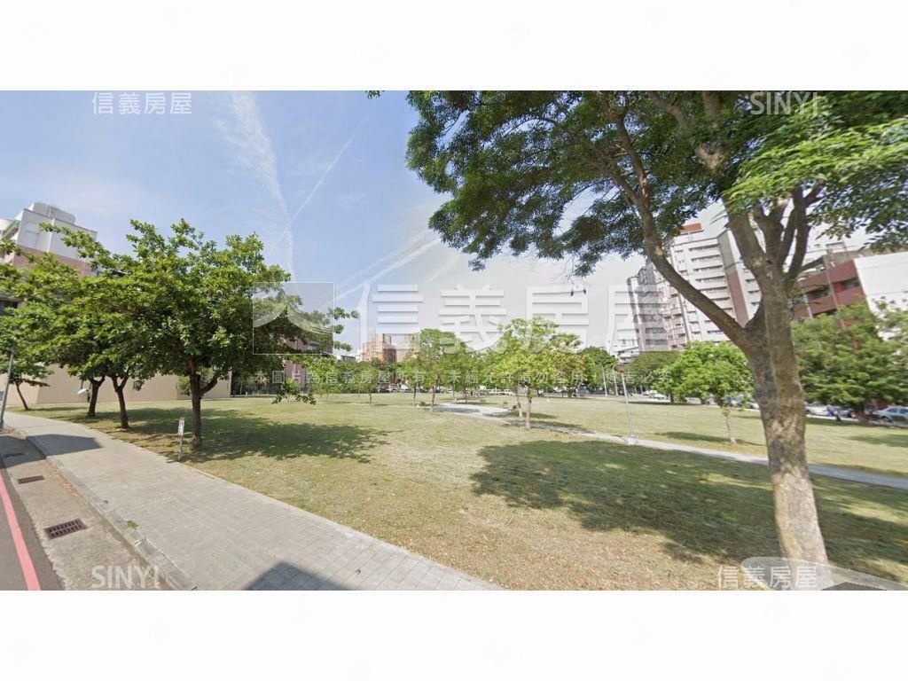 面公園雙衛浴開窗美寓房屋室內格局與周邊環境