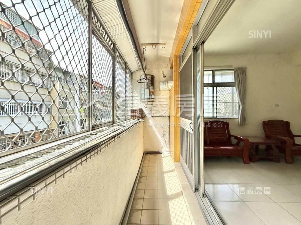 好近！走路就到南紡公寓房屋室內格局與周邊環境