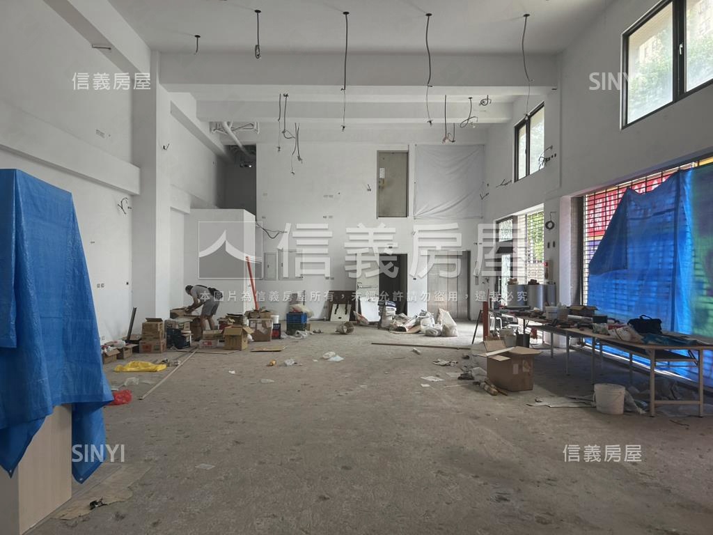 正板南路電梯透天店房屋室內格局與周邊環境