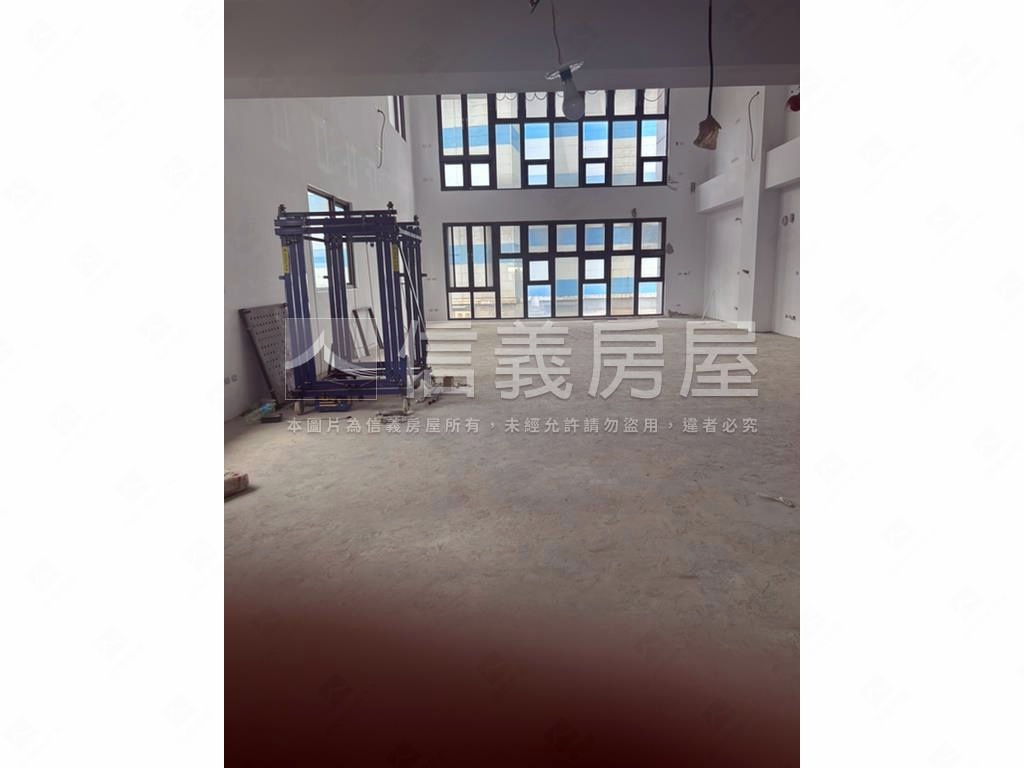 正板南路電梯透天店房屋室內格局與周邊環境