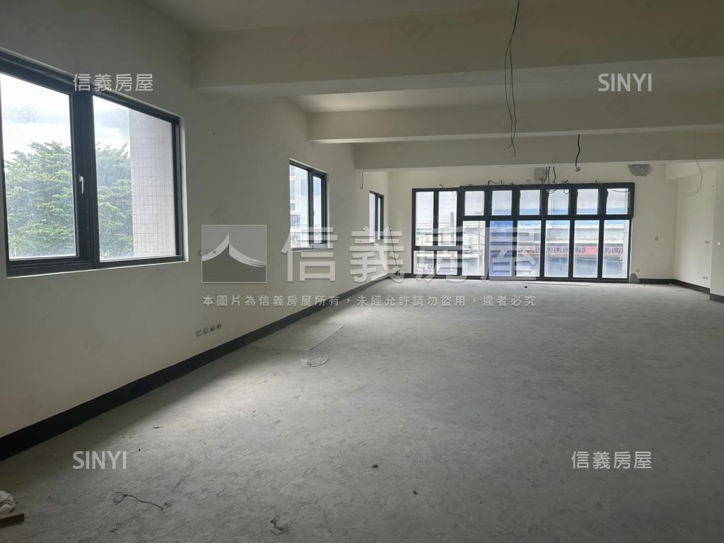 正板南路電梯透天店房屋室內格局與周邊環境
