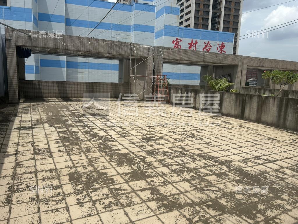 正板南路電梯透天店房屋室內格局與周邊環境
