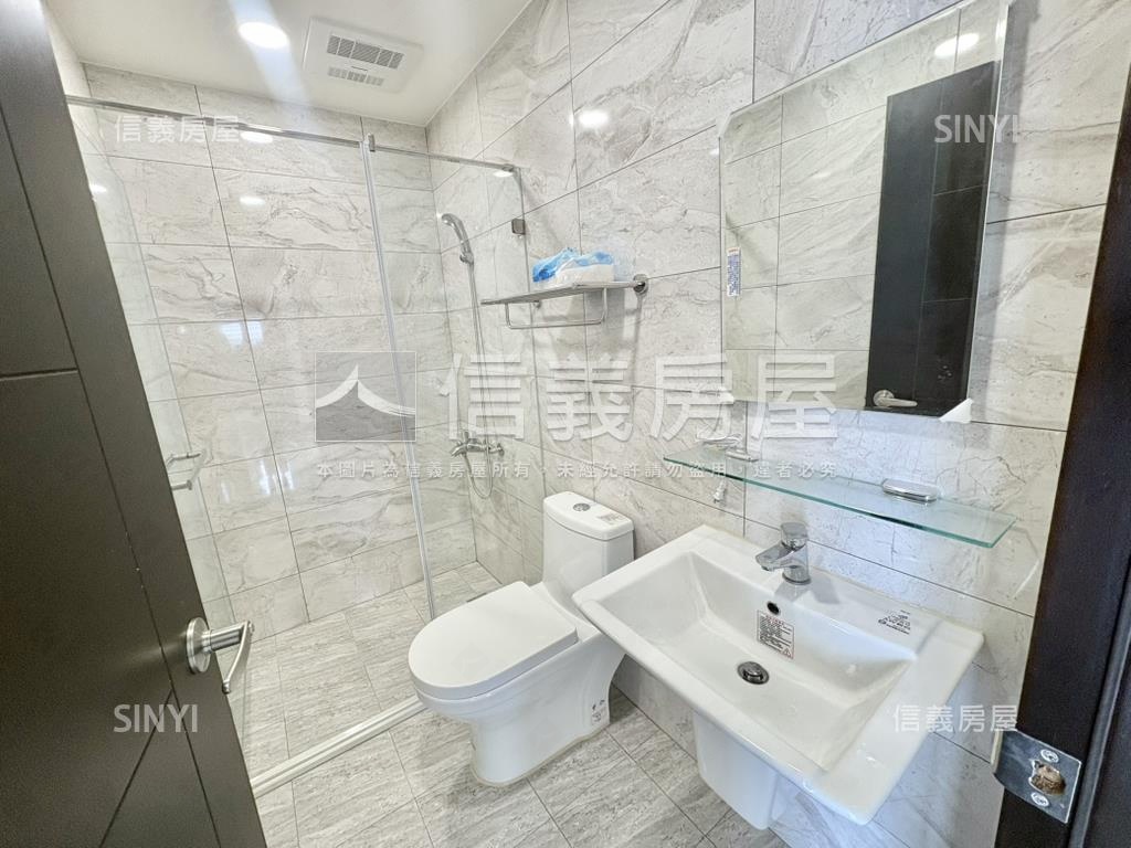 近未來捷運成家兩房車位房屋室內格局與周邊環境