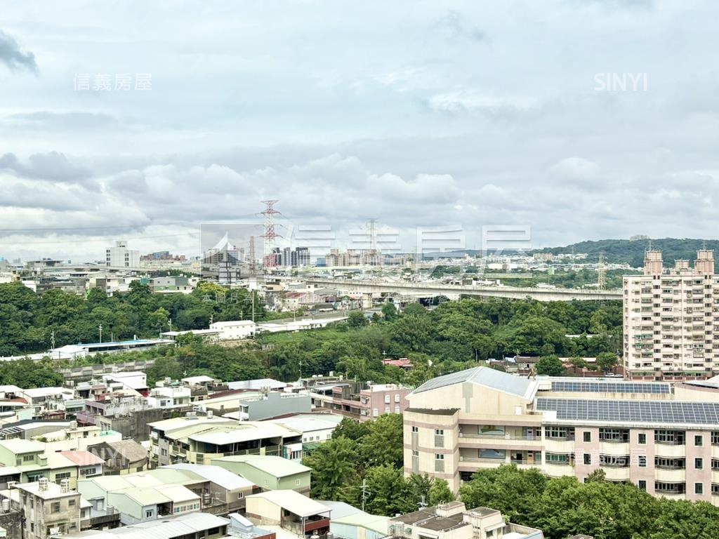 近未來捷運成家兩房車位房屋室內格局與周邊環境