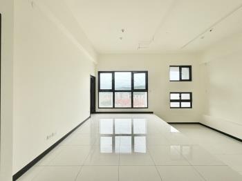 近未來捷運成家兩房車位