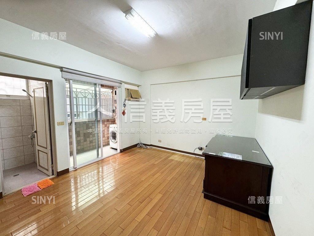 近華夏．崇德捷運正路透店房屋室內格局與周邊環境