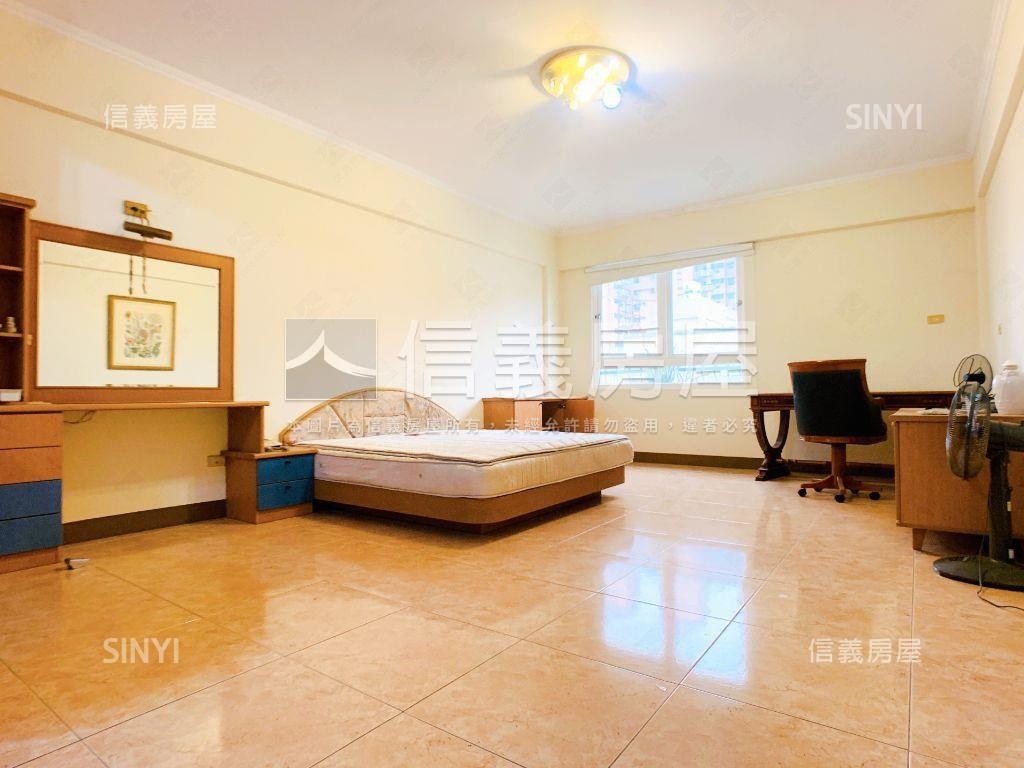 近華夏．崇德捷運正路透店房屋室內格局與周邊環境