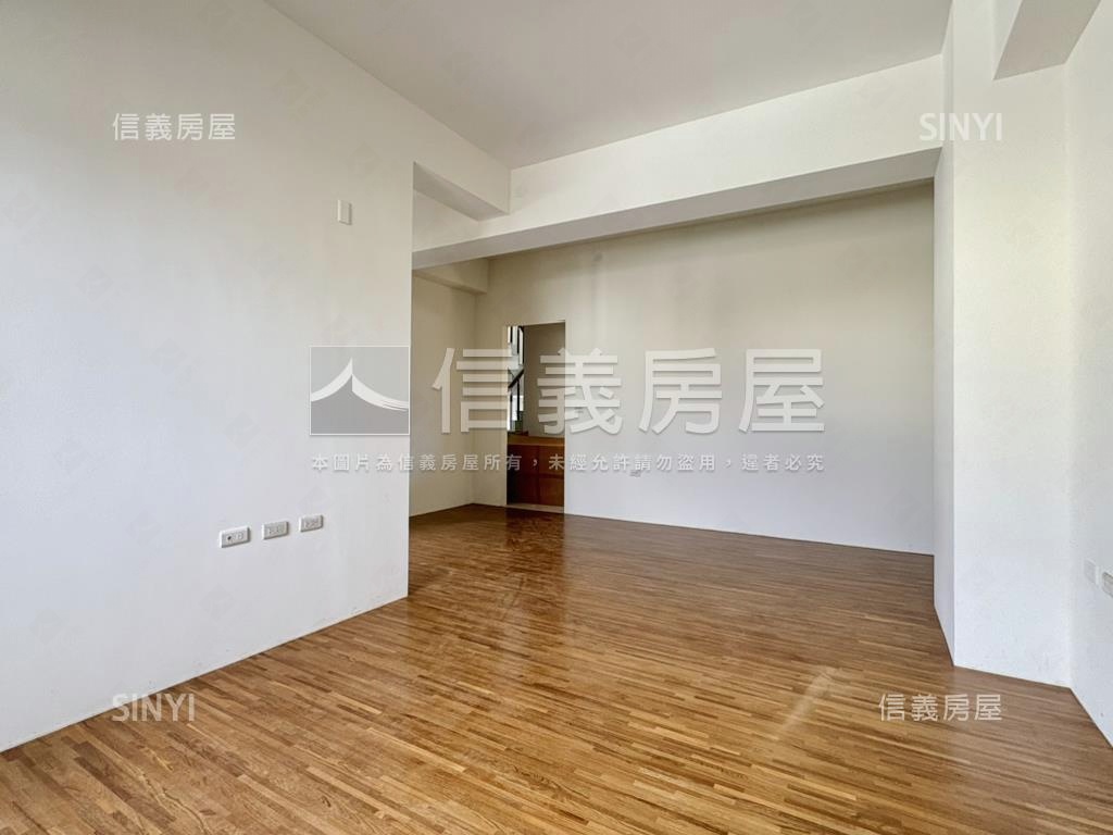 日東昇｜東區仁和面寬店霸房屋室內格局與周邊環境
