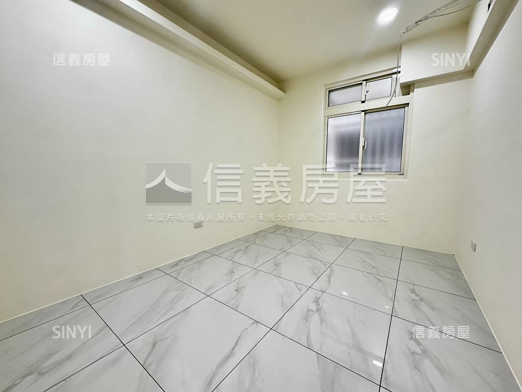 溪崑二街精緻美３房房屋室內格局與周邊環境