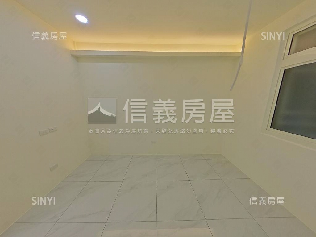溪崑二街精緻美３房房屋室內格局與周邊環境