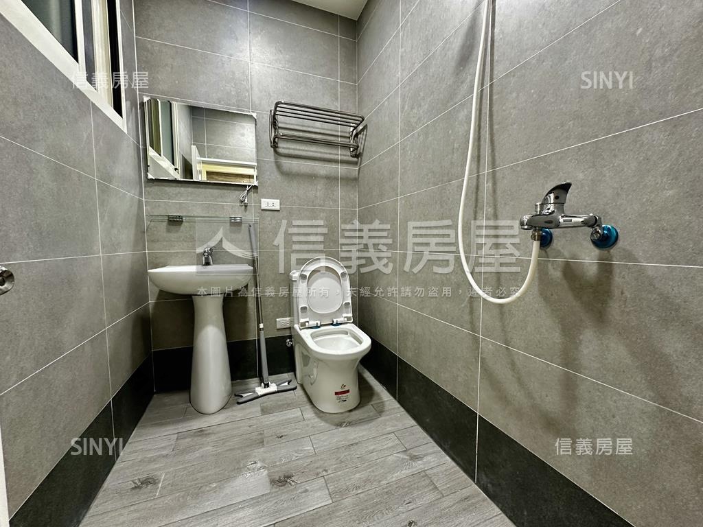 溪崑二街精緻美３房房屋室內格局與周邊環境