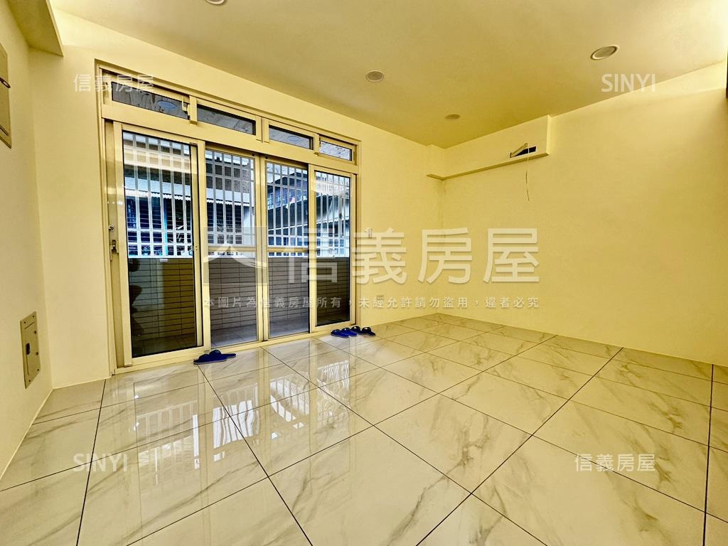 溪崑二街精緻美３房房屋室內格局與周邊環境