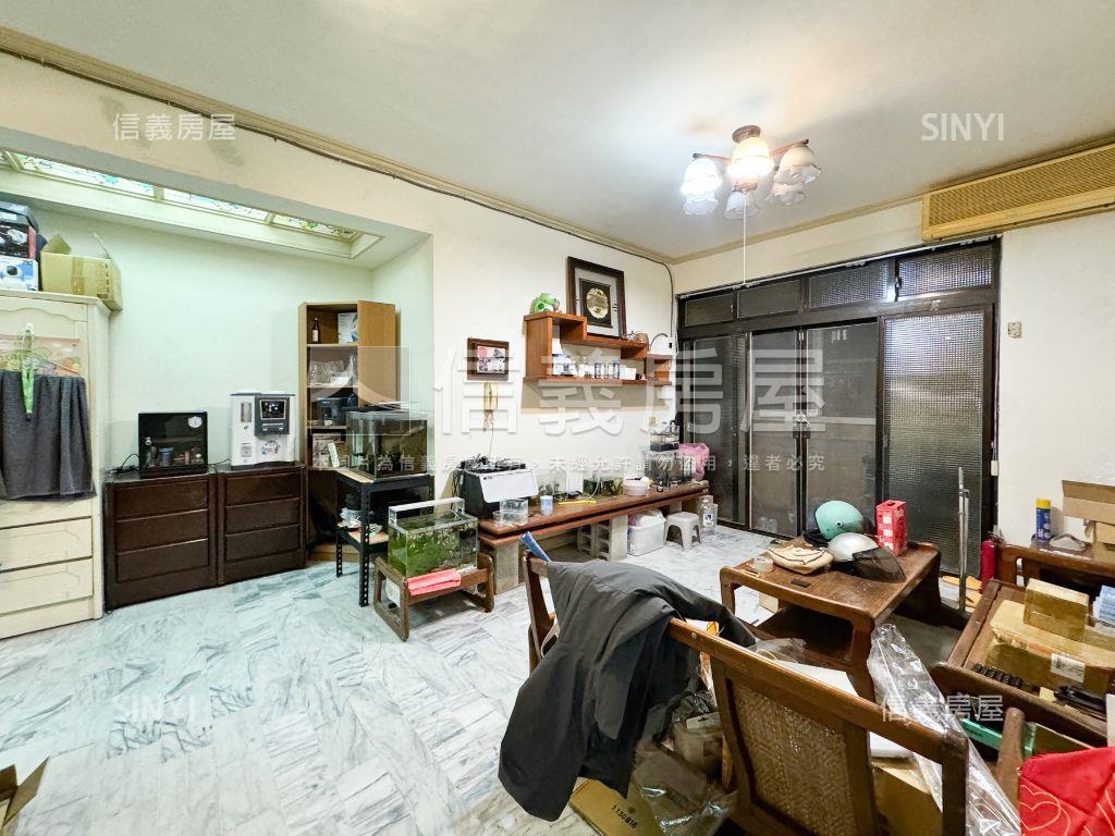 近清大光復路三樓公寓房屋室內格局與周邊環境