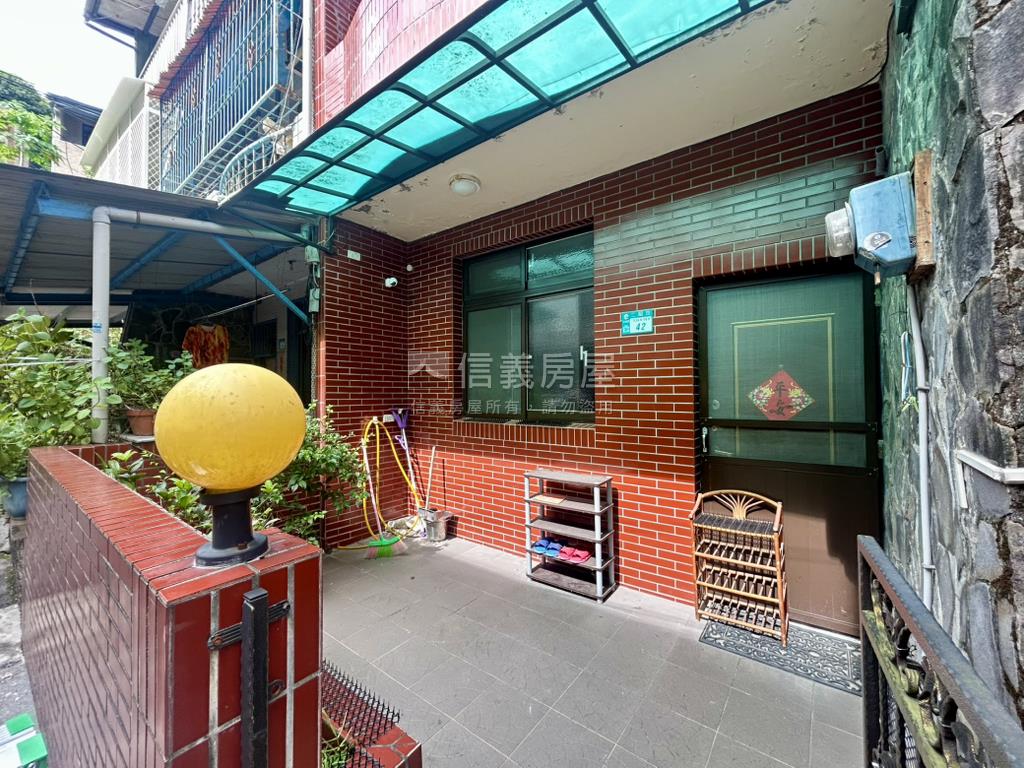 二鬮˙庭前靜巷美墅房屋室內格局與周邊環境