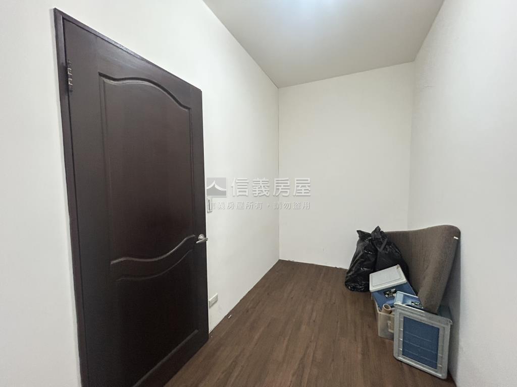 二鬮˙庭前靜巷美墅房屋室內格局與周邊環境
