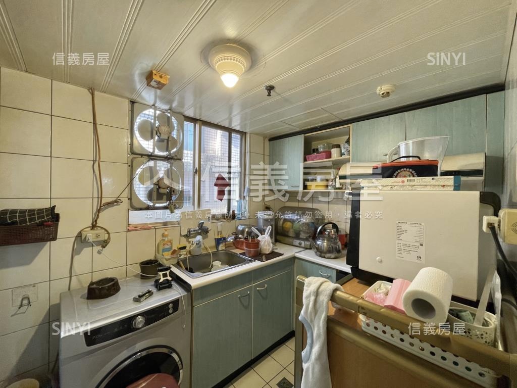 三芝低總價電梯大樓房屋室內格局與周邊環境